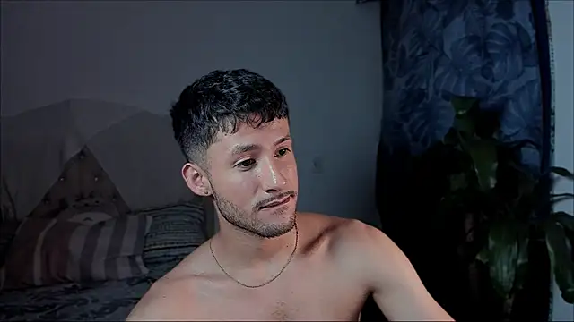 dimitri targaryen online show from 11.04.25