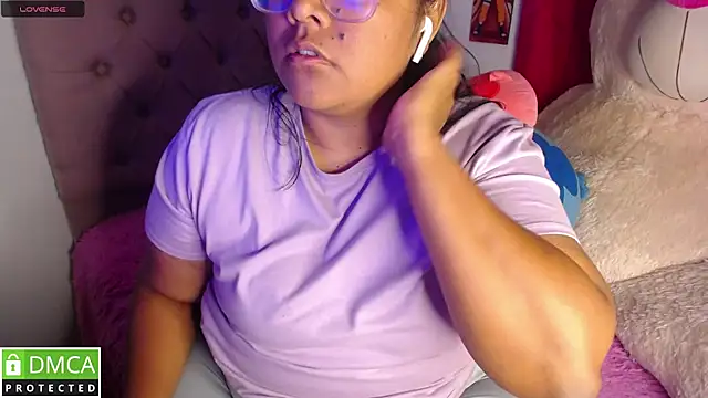 KittyHot20 online show from 12.14.25