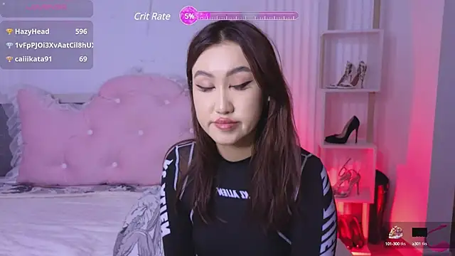 Snapshot of Diana_Moon_ chatting on 01.27.25 Diana Moon online show from 01.27.25