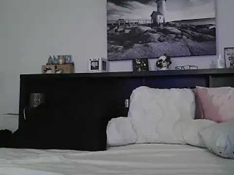 CrystalLakeXO online show from 02.01.25