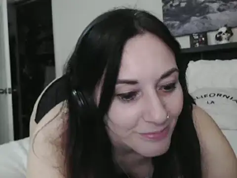 CrystalLakeXO online show from 02.06.25