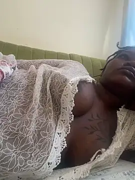 Snapshot of shishbabe chatting on 11.25.25 shishbabe online show from 11.25.25