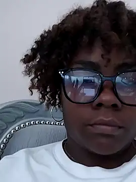 Snapshot of kaorysquirt chatting on 09.30.25 kaorysquirt online show from 09.30.25