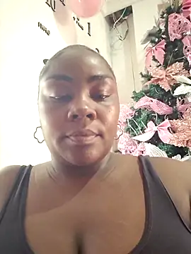 Snapshot of kaorysquirt chatting on 12.17.25 kaorysquirt online show from 12.17.25