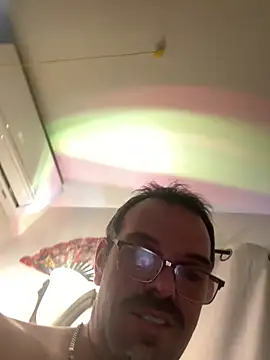 badboybrad11 online show from 04.06.26