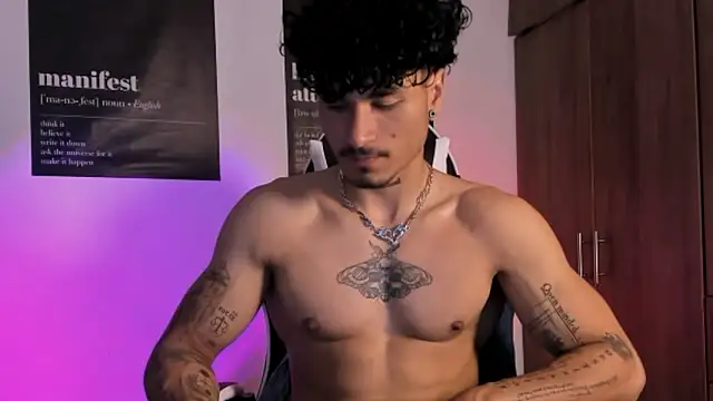 Snapshot of Thomas_Fit1 chatting on 02.23.26 Thomas Fit1 online show from 02.23.26