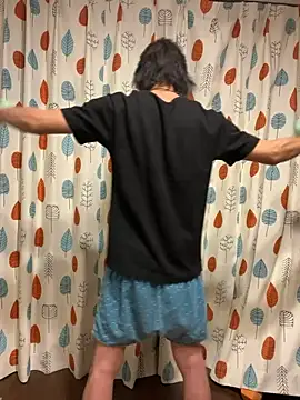 Snapshot of Katakuriko-Denpun chatting on 10.06.25 Katakuriko-Denpun online show from 10.06.25