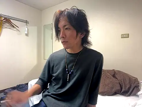 Snapshot of Katakuriko-Denpun chatting on 11.06.25 Katakuriko-Denpun online show from 11.06.25