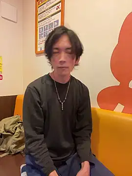 Snapshot of Katakuriko-Denpun chatting on 02.04.26 Katakuriko-Denpun online show from 02.04.26