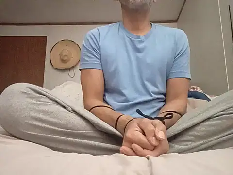 Xoc8  online show from 03.05.26