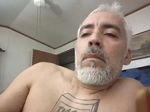 Xoc8  online show from 04.01.26