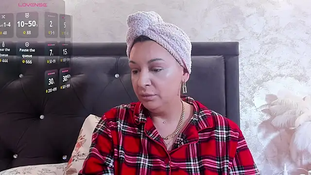 RaelleDarkstar online show from 02.09.26