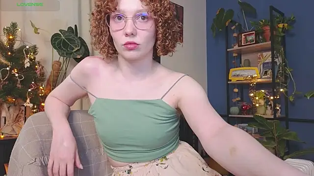 Snapshot of _lightmyfire chatting on 12.23.24  lightmyfire online show from 12.23.24