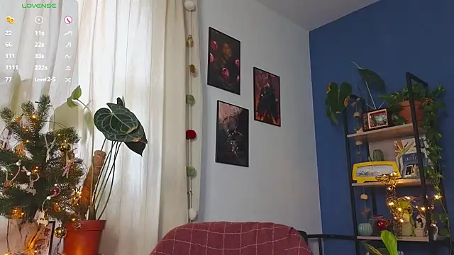 Snapshot of _lightmyfire chatting on 12.30.24  lightmyfire online show from 12.30.24