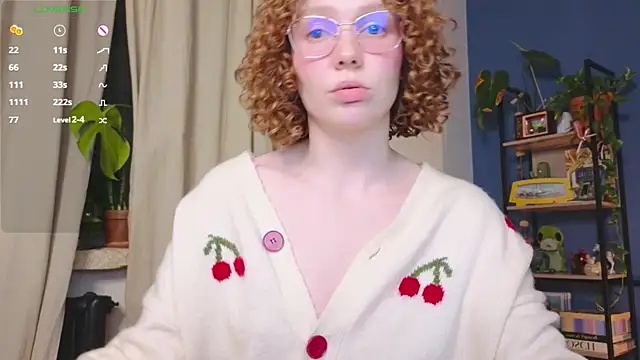 Snapshot of _lightmyfire chatting on 01.12.25  lightmyfire online show from 01.12.25