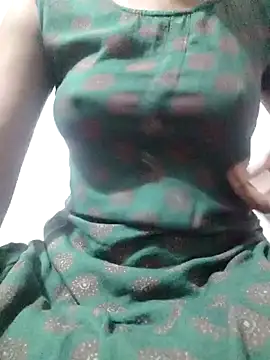 Snapshot of rituporna2004 chatting on 01.29.25 rituporna2004 online show from 01.29.25