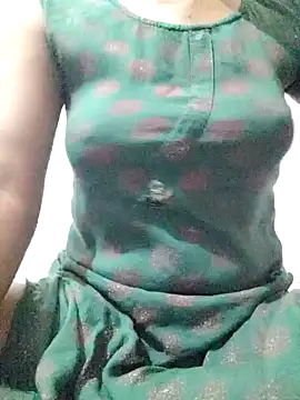 Snapshot of rituporna2004 chatting on 03.10.25 rituporna2004 online show from 03.10.25