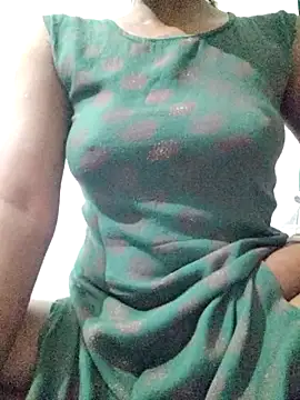 rituporna2004 online show from 11.23.25