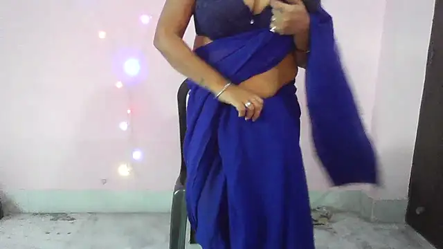 my-laila online show from 11.23.25