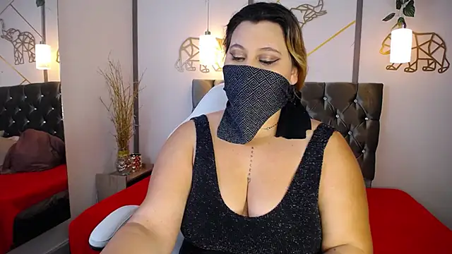 SalmaZaman online show from 01.25.25