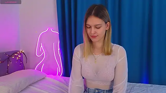 Snapshot of KimberliDean chatting on 01.31.25 KimberliDean online show from 01.31.25