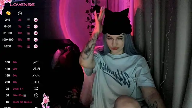 Ledy WWWII online show from 02.15.25