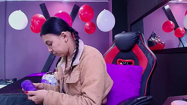 Juliet Nasty online show from 02.14.25