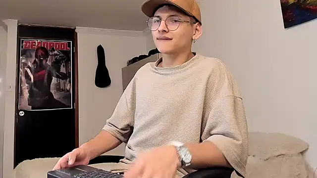 a lejandro 0 8 online show from 12.24.24