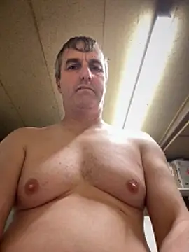 Snapshot of Fatbigtitsmarc chatting on 10.19.25 Fatbigtitsmarc online show from 10.19.25