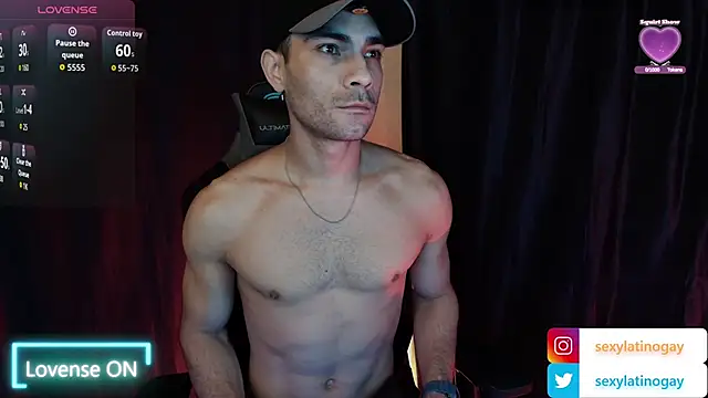 sexyboycolombi4 online show from 01.12.26