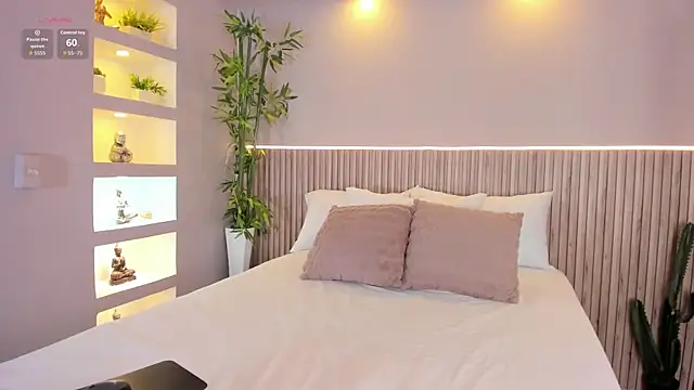 EmmilyCollson online show from 12.20.25