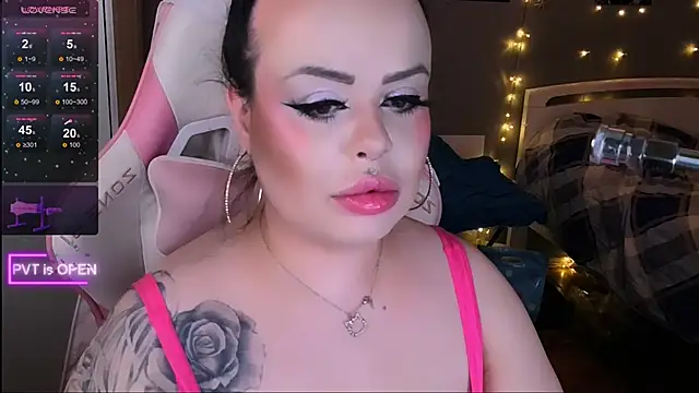 Snapshot of og_maddison chatting on 04.17.26 og maddison online show from 04.17.26