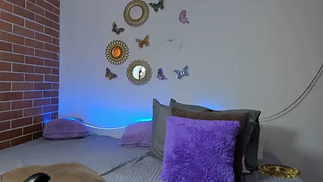 Snapshot of maja_hills chatting on 01.15.25 maja hills online show from 01.15.25