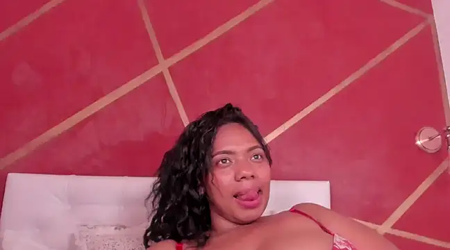 lia mariana online show from 02.17.25