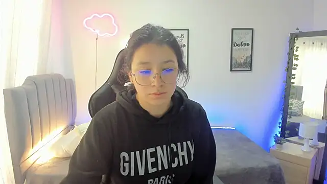 Snapshot of Amy_joones chatting on 01.30.25 Amy joones online show from 01.30.25