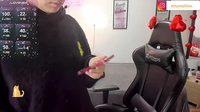 Snapshot of Amy_joones chatting on 02.12.25 Amy joones online show from 02.12.25