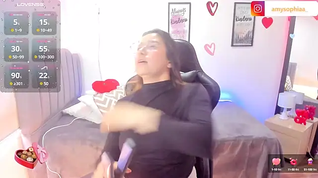 Snapshot of Amy_joones chatting on 02.22.25 Amy joones online show from 02.22.25