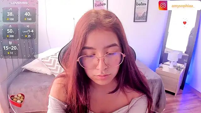 Snapshot of Amy_joones chatting on 02.26.25 Amy joones online show from 02.26.25