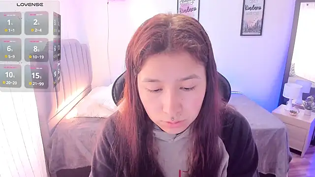 Snapshot of Amy_joones chatting on 03.06.25 Amy joones online show from 03.06.25