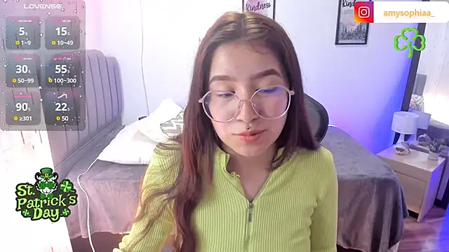 Snapshot of Amy_joones chatting on 03.17.25 Amy joones online show from 03.17.25