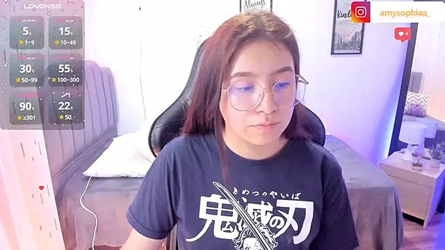 Snapshot of Amy_joones chatting on 03.21.25 Amy joones online show from 03.21.25