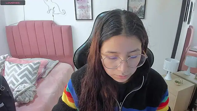 Snapshot of Amy_joones chatting on 12.03.25 Amy joones online show from 12.03.25