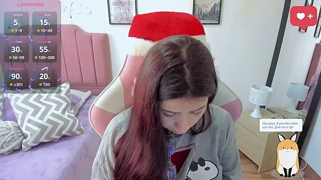 Snapshot of Amy_joones chatting on 12.15.25 Amy joones online show from 12.15.25