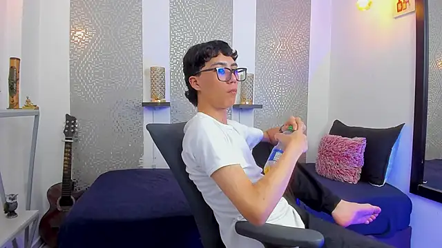 Nikolay Gregori online show from 02.12.25