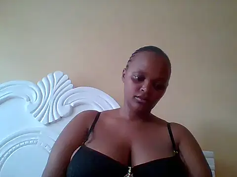 Sexxy-Shie online show from 10.17.25