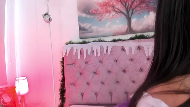 Snapshot of Julianaa_Castro_ chatting on 12.27.24 Julianaa Castro online show from 12.27.24