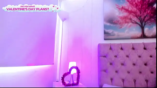 Snapshot of Julianaa_Castro_ chatting on 02.10.25 Julianaa Castro online show from 02.10.25