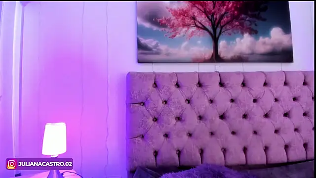Snapshot of Julianaa_Castro_ chatting on 02.25.25 Julianaa Castro online show from 02.25.25