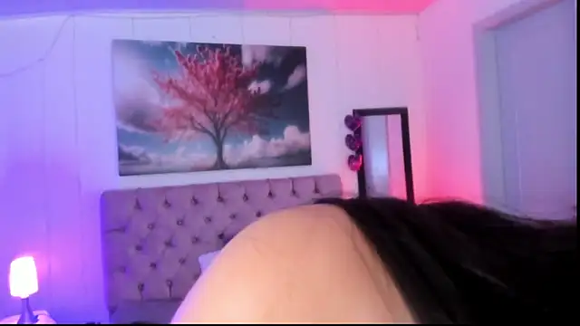Snapshot of Julianaa_Castro_ chatting on 03.01.25 Julianaa Castro online show from 03.01.25