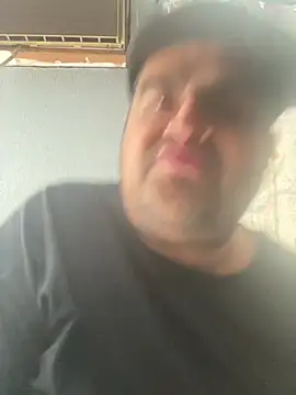 Snapshot of Miguel16i chatting on 01.17.25 Miguel16i online show from 01.17.25